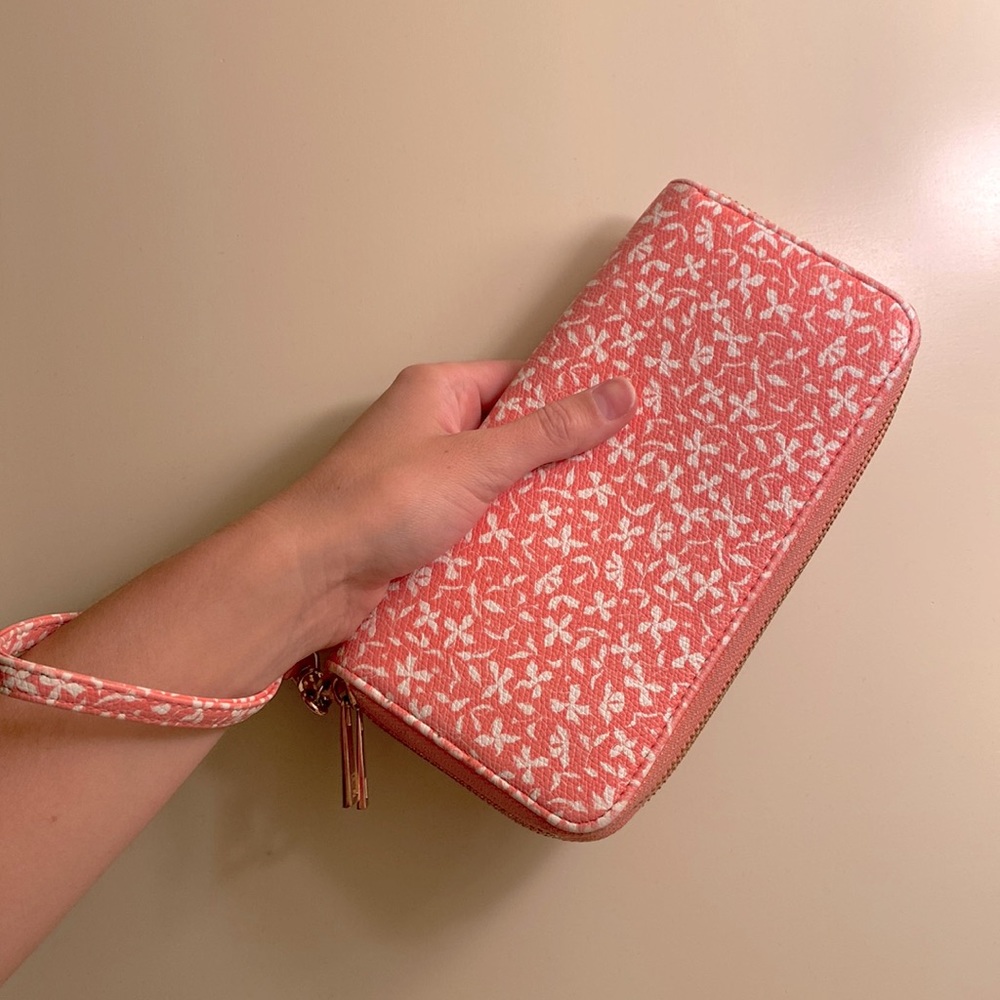 Double-Pocket Wrist Wallet (holds everything)!